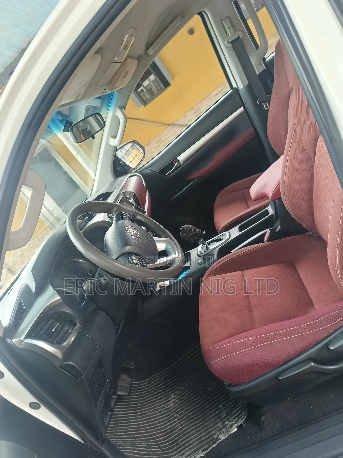 Toyota Hilux 2016 White