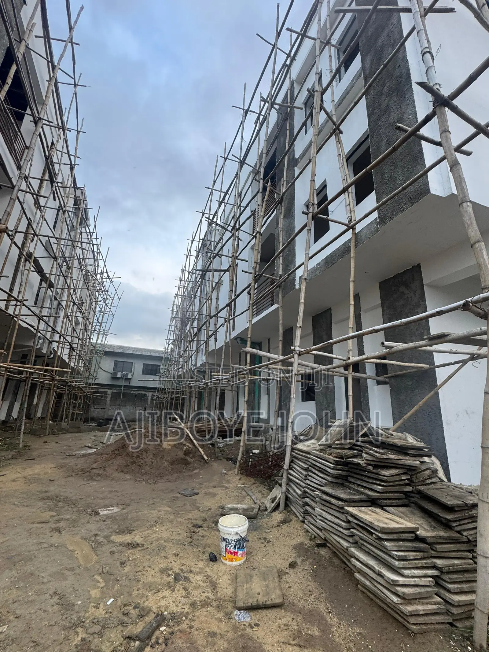 Screeding, Painting and Stucco Work