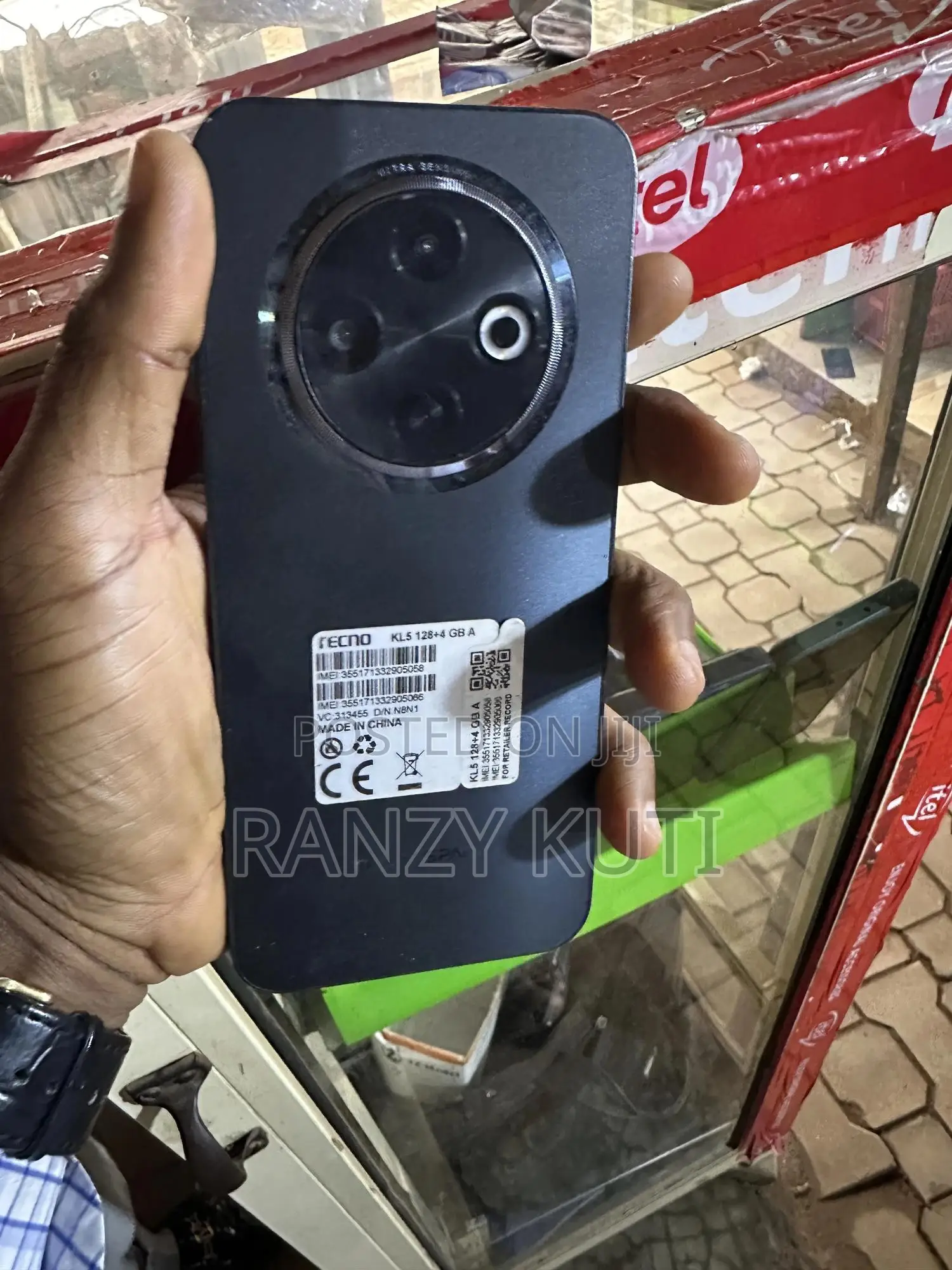 Tecno Spark 30C 128 GB Black