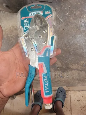 Gripping Plier