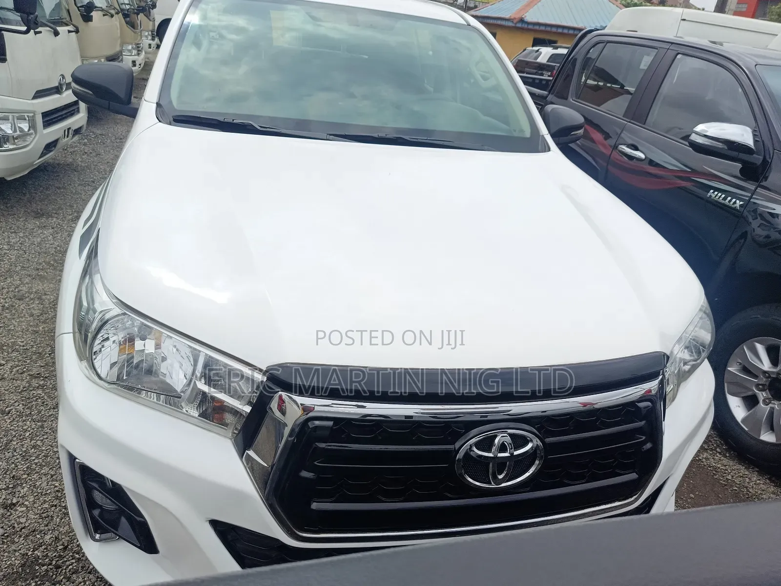 Toyota Hilux 2019 White