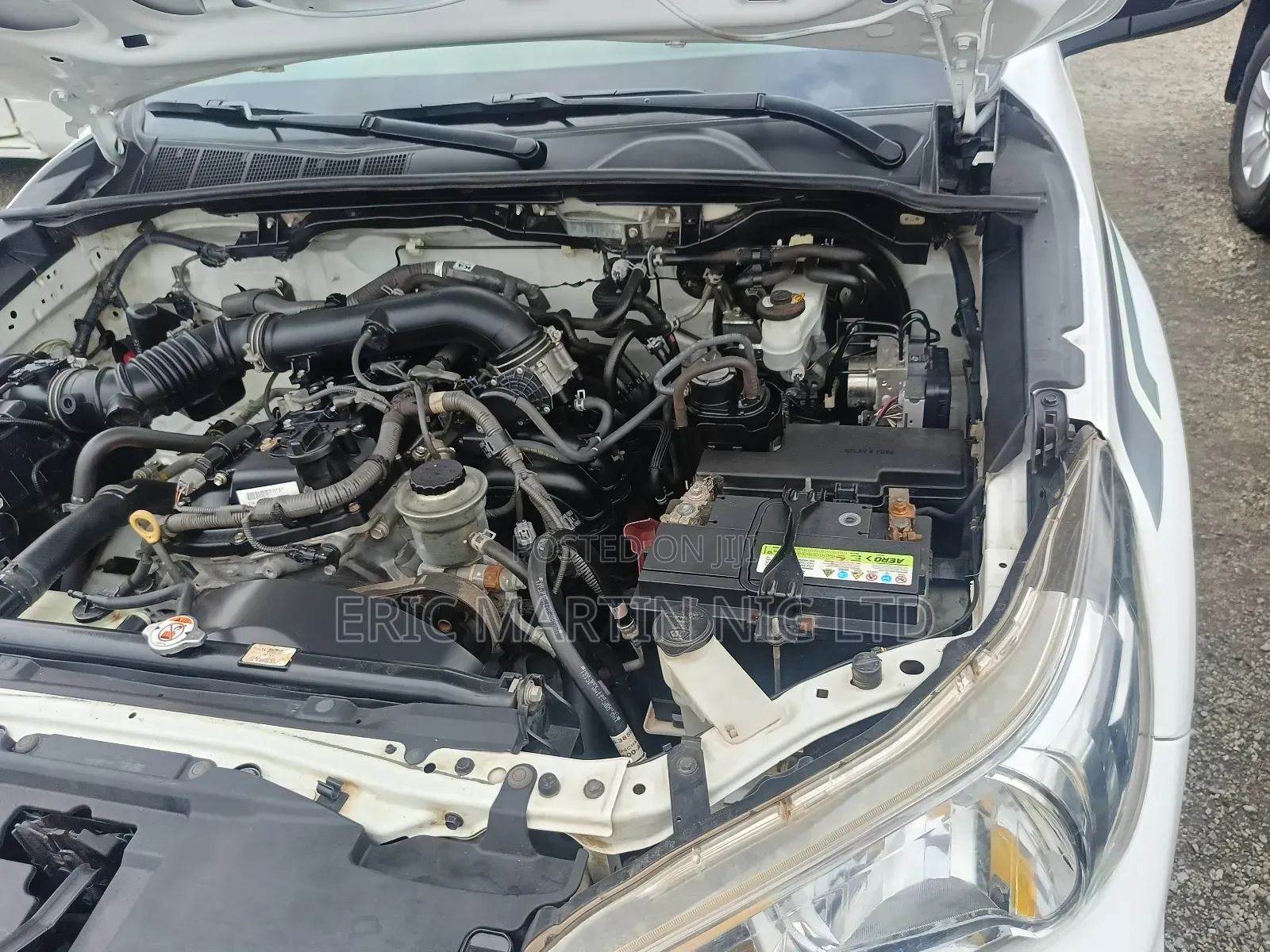 Toyota Hilux 2019 White