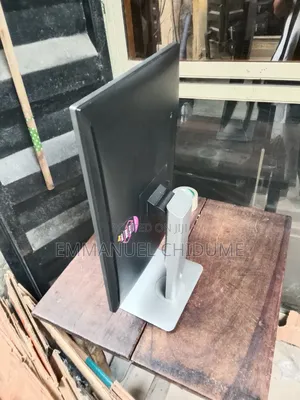 24 Inches Dell Ultra Sharp Ips Display