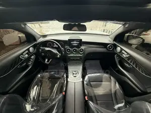 Mercedes-Benz GLC-Class 2018 White