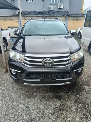 Toyota Hilux 2020 Black
