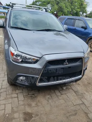Mitsubishi Outlander 2015 Blue