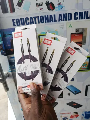Earldom Aux19 Premium Stereo Aux Cable