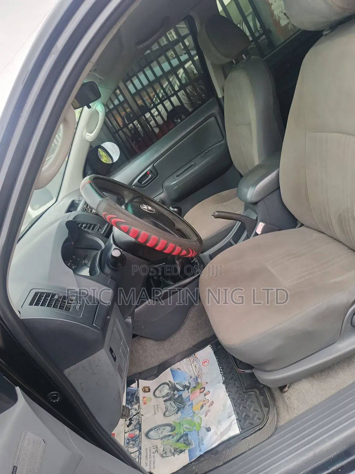Toyota Hilux 2012 White