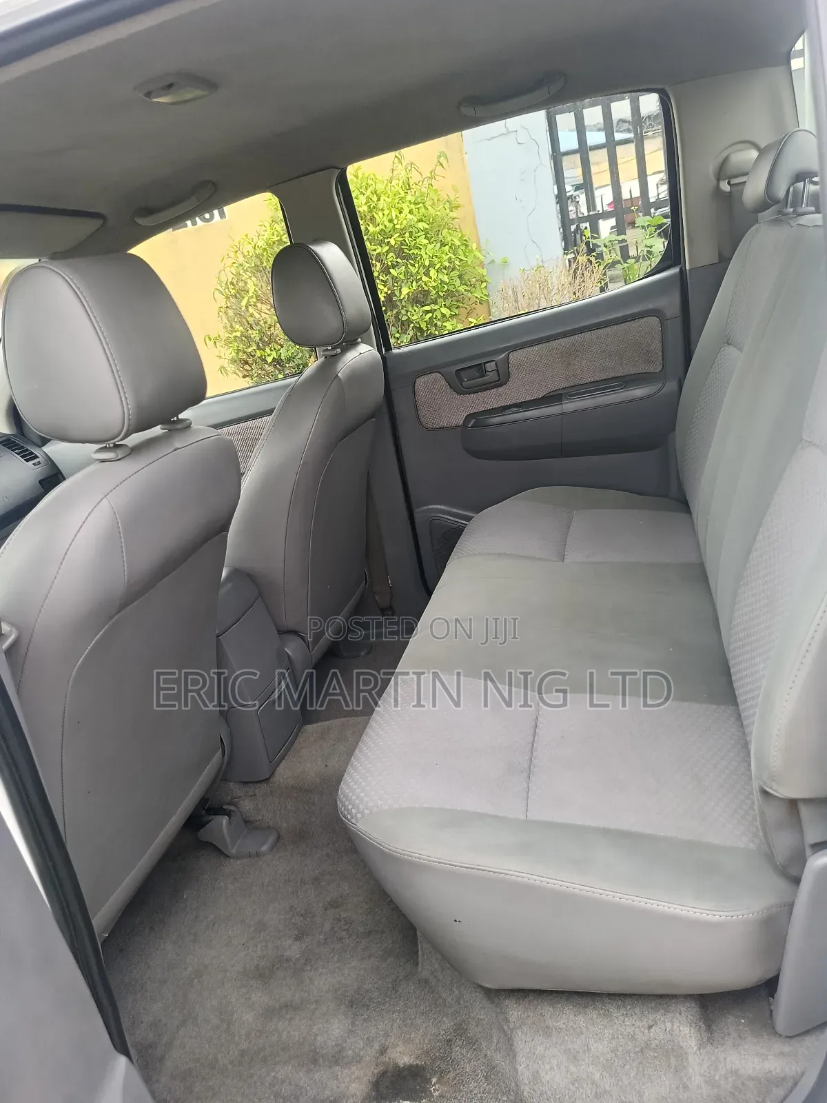 Toyota Hilux 2012 White