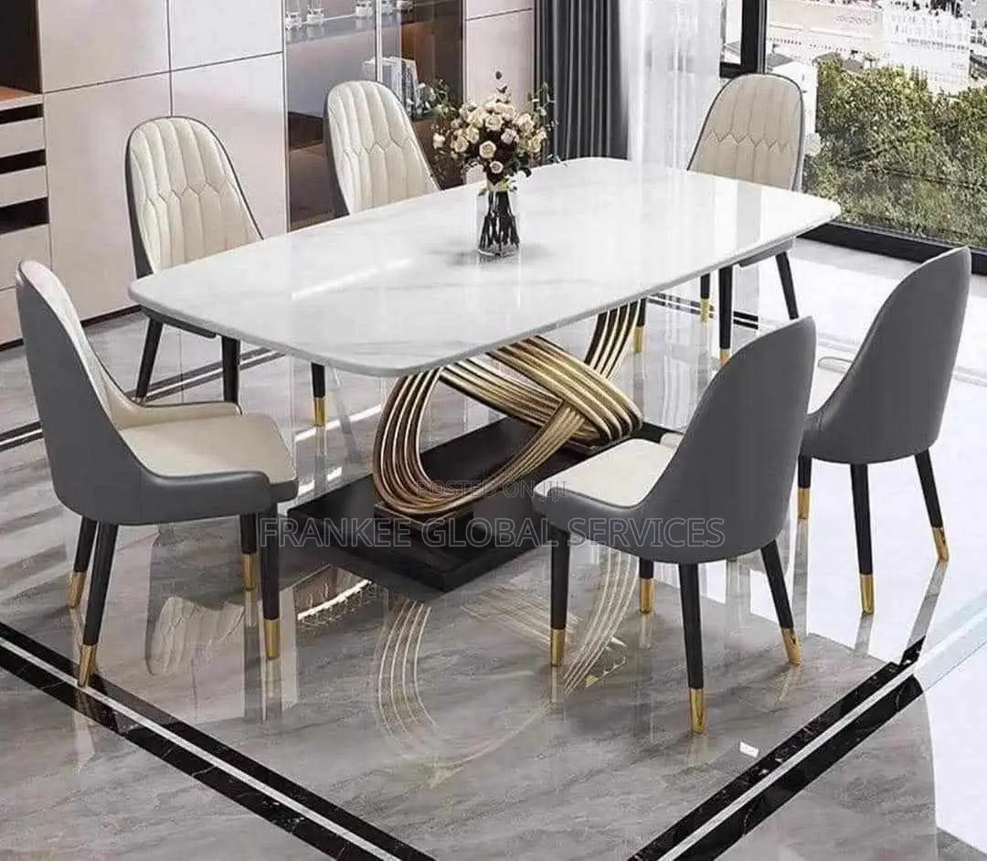 Modern Exclusive Dining Table Set
