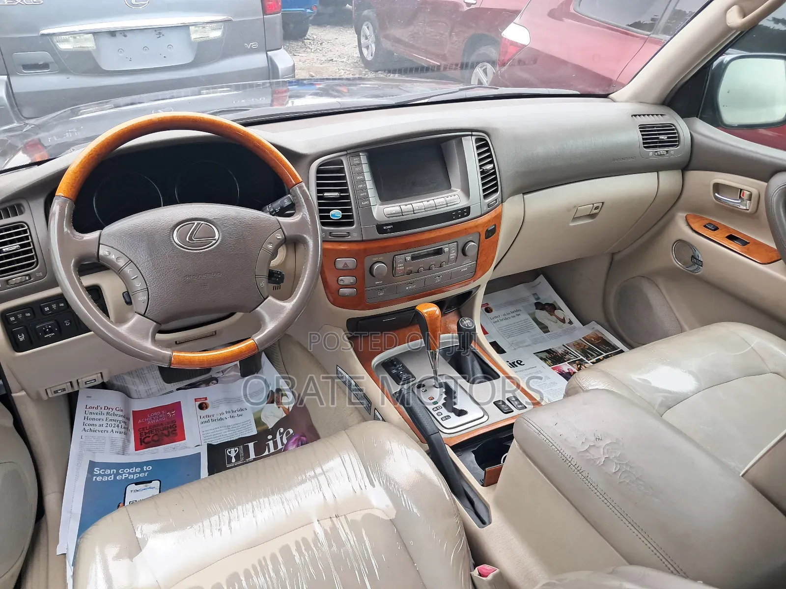 Lexus LX 2016 Black