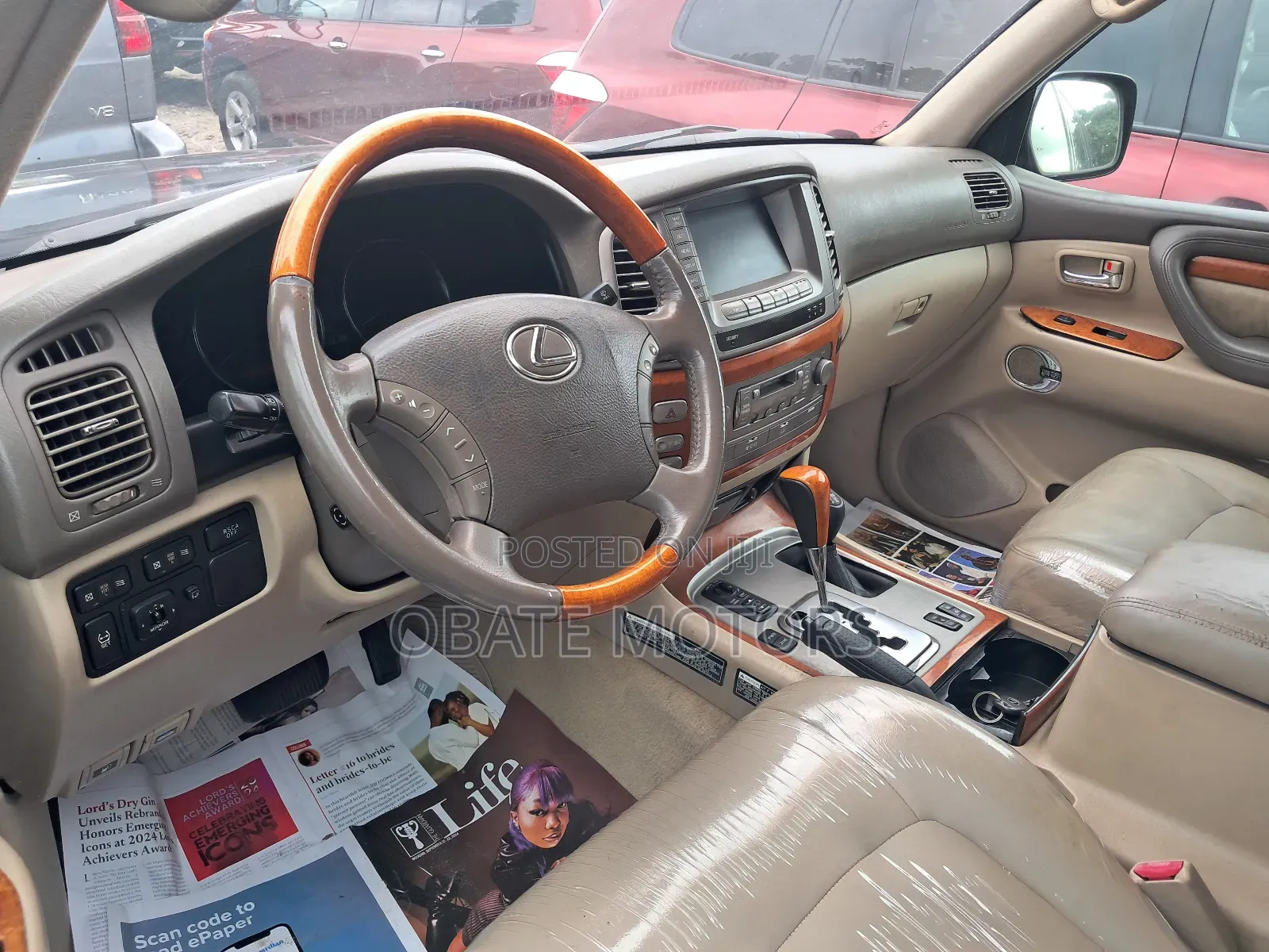 Lexus LX 2016 Black