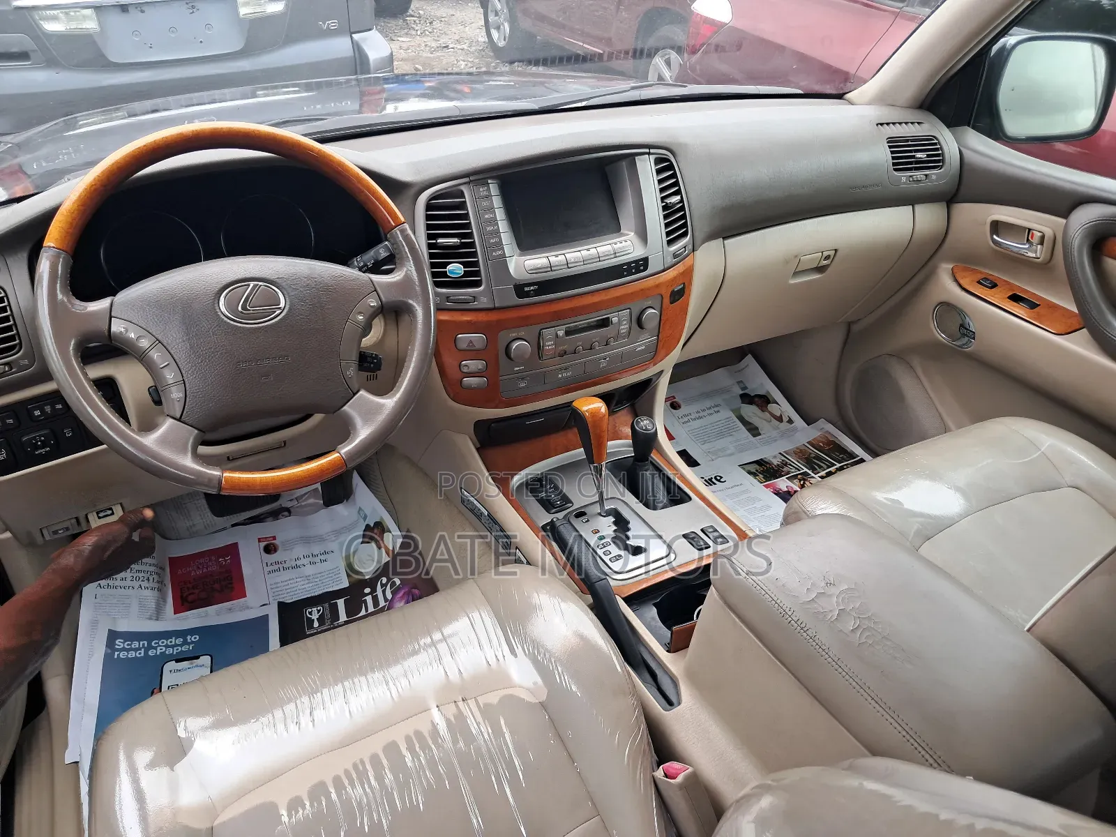 Lexus LX 2016 Black