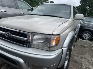 Toyota 4-Runner 2002 Silver