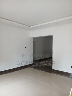 3bdrm Block of Flats in Newsengineering, Dawaki for rent