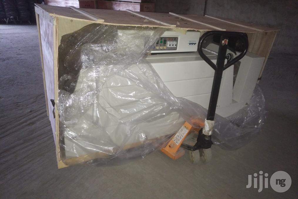 Nylon Shrink Packaging Machine