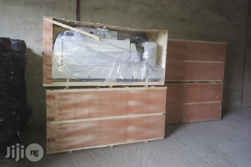 Nylon Shrink Packaging Machine