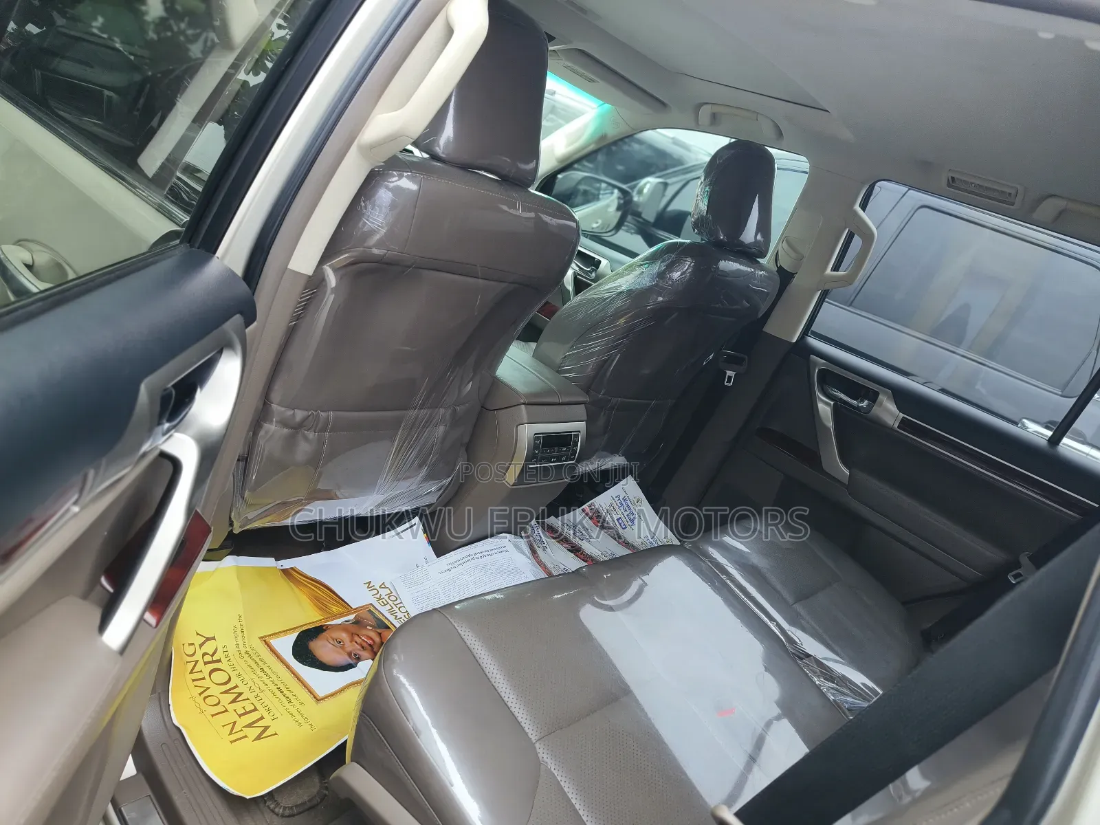 Lexus GX 460 2011 Gold