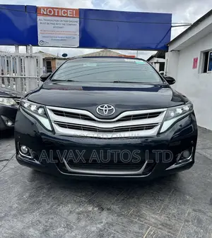 Photo - Toyota Venza 2014 Gray