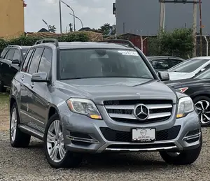 Mercedes-Benz GLK-Class Base GLK 350 4dr 4x2 (3.5L 6cyl 7A) 2015 Gray