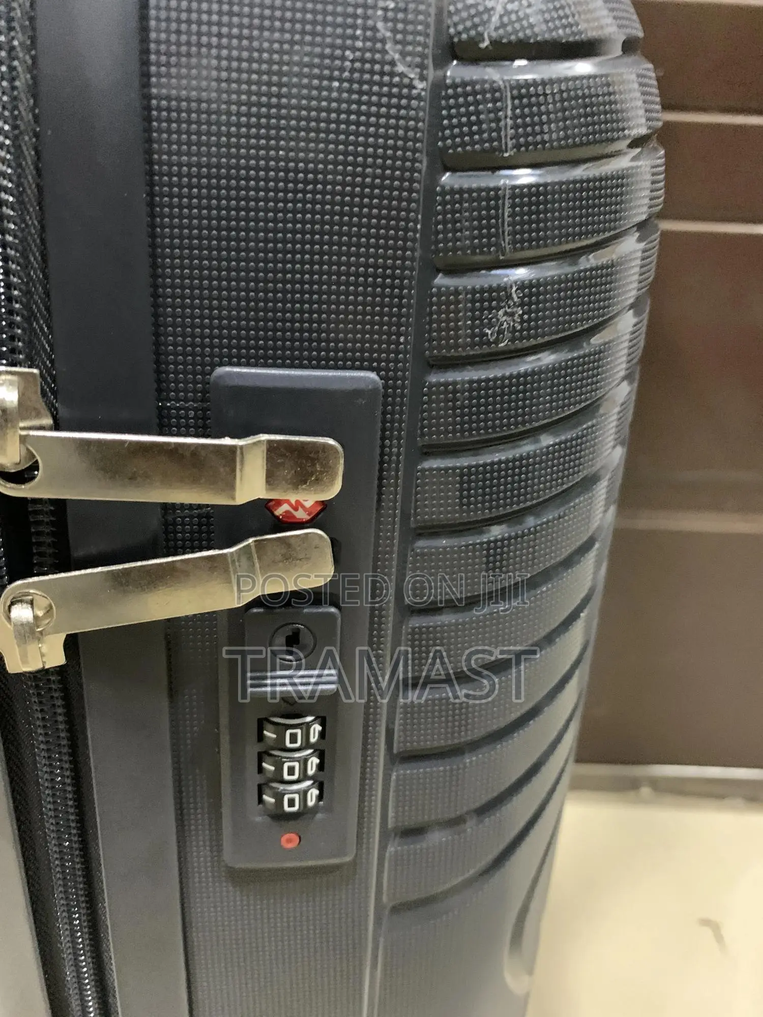 Flexible Jing Pin Travelling Luggage