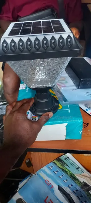 Original Solar Pillar / Fence / Gate Light