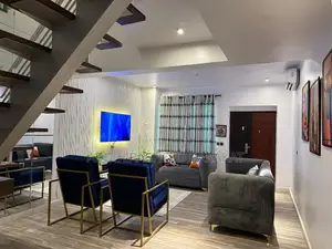 Luxury Two Bedroom Maisonette Apartment