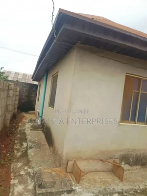 Photo - 3bdrm Bungalow in Baruwa for sale