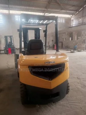 Just Arrived 3.5tons Caterpillar Forklift Available for Sale