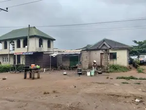 2bdrm Block of Flats in Kasolori, Ikorodu Garage for sale