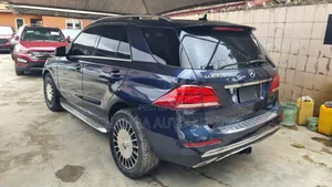 Mercedes-Benz GLE-Class GLE 350d 4MATIC 2017 Blue