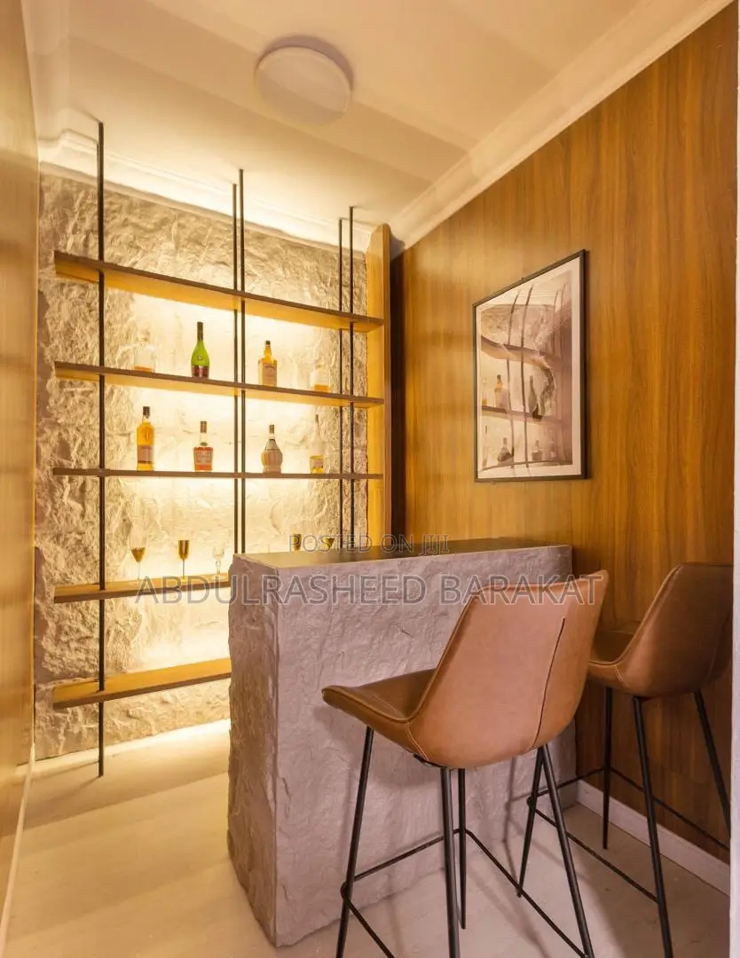 Luxury Two/Three Waterfront Apartment