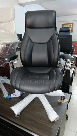 High Quality Swivel Office Chair