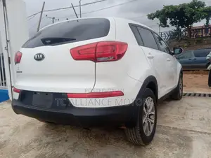 Kia Sportage EX 4dr SUV AWD (2.4L 4cyl 6A) 2015 White