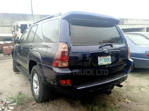 Toyota 4-Runner 2005 Blue
