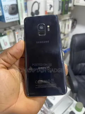 Samsung Galaxy S9 4gb/64gb (Used)