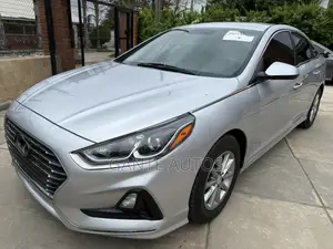 Hyundai Sonata SE 2018 Silver