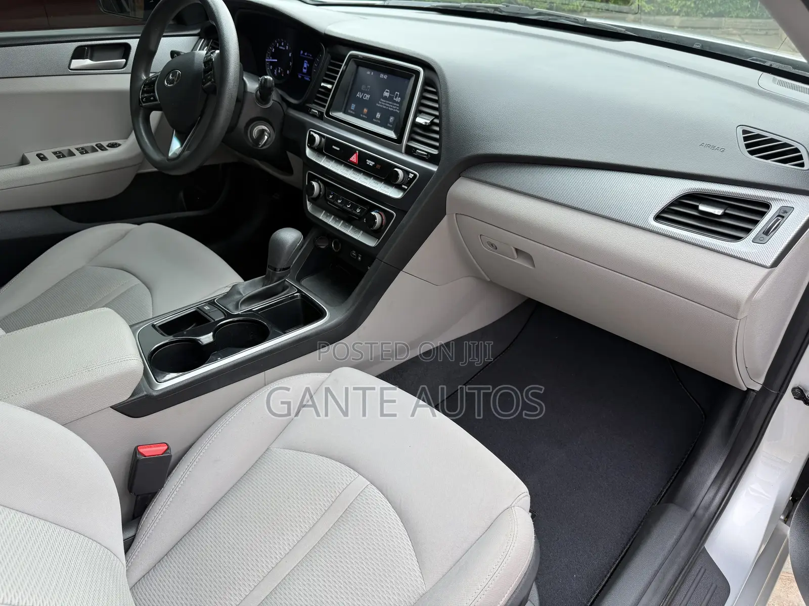 Hyundai Sonata SE 2018 Silver