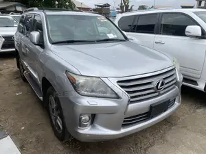 Lexus LX 570 AWD 2013 Gray