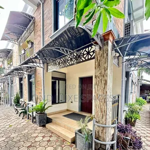 Luxury 4 Bedroom Apartment