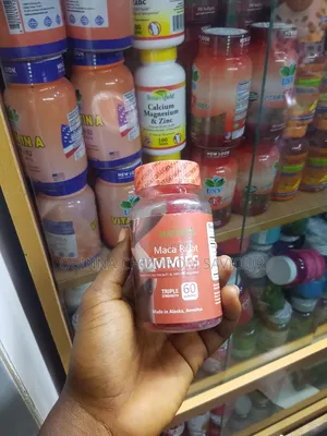 Nature's Cure Maca Root Gummies, A Dietary Supplement.