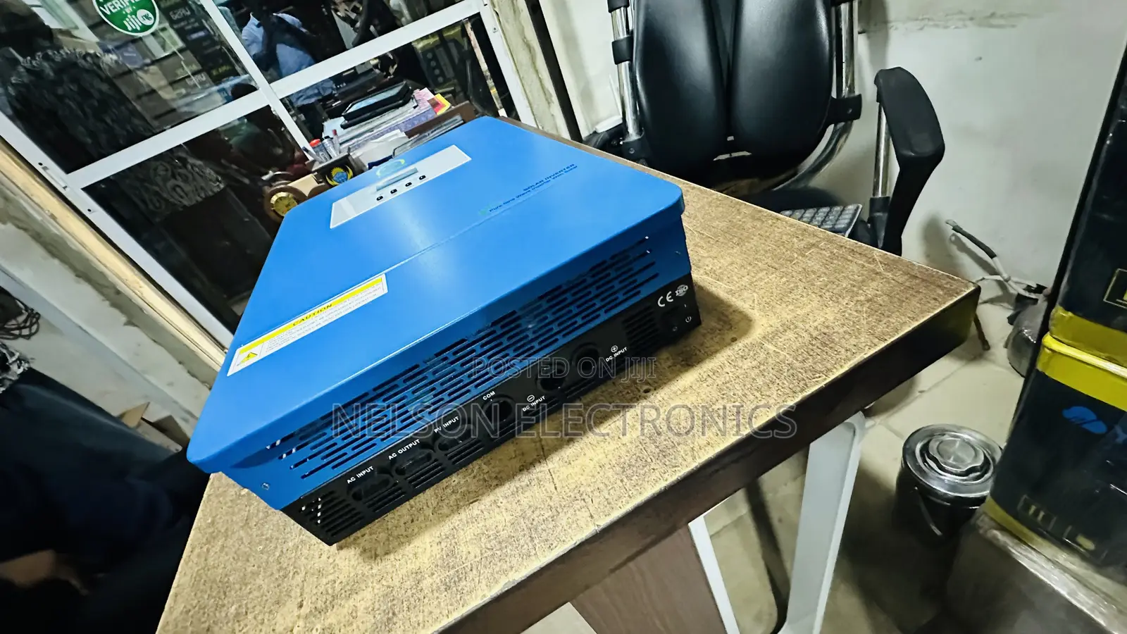 Famicare Inverter 5.5kva 24v Hybrid With 60a MPPT Controller