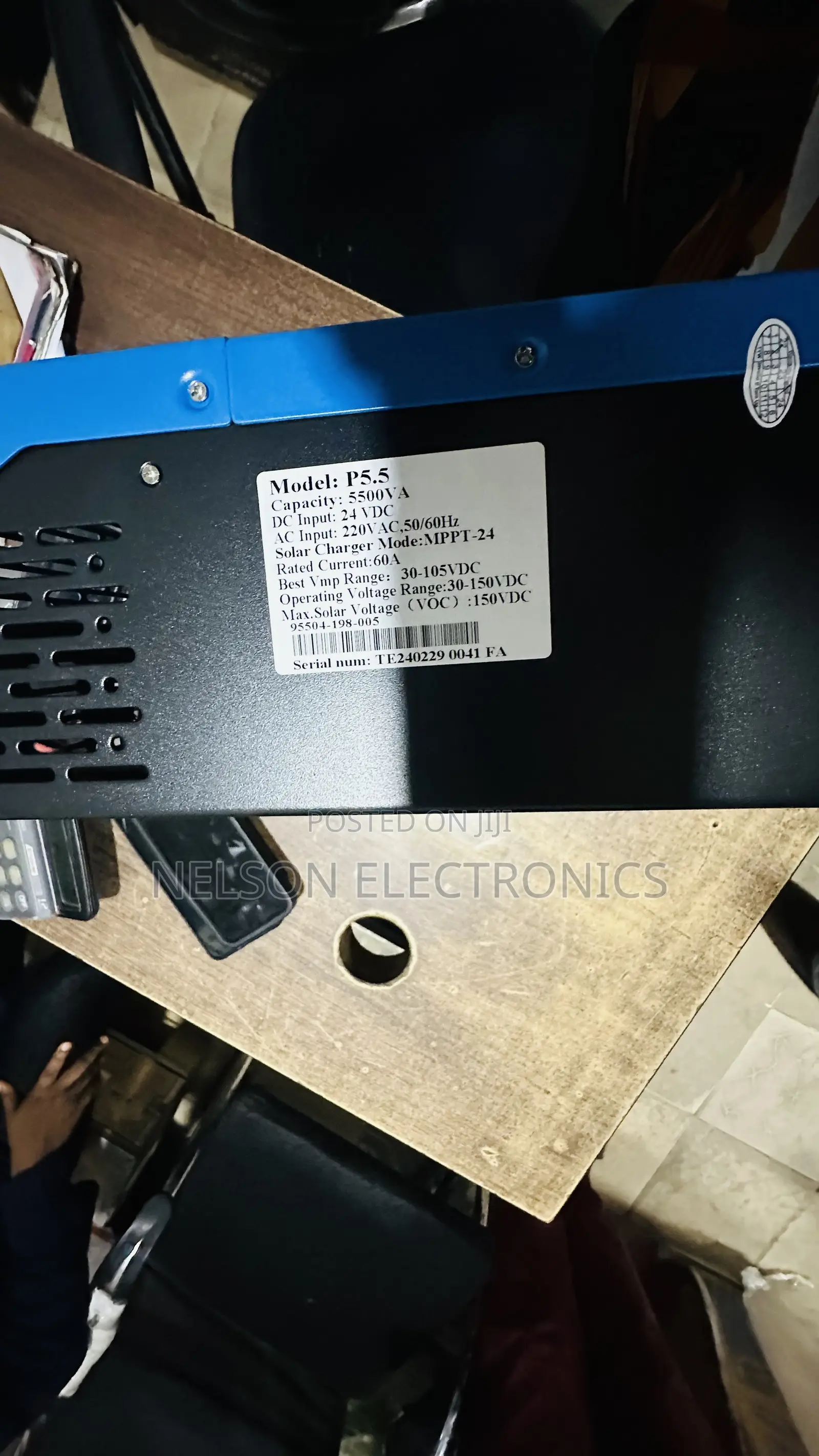 Famicare Inverter 5.5kva 24v Hybrid With 60a MPPT Controller