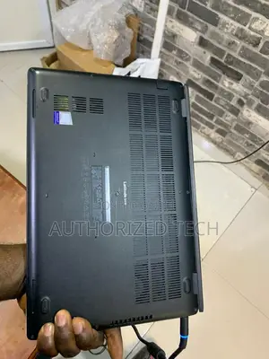 Laptop Dell Latitude 5400 16GB Intel Core I7 SSD 512GB