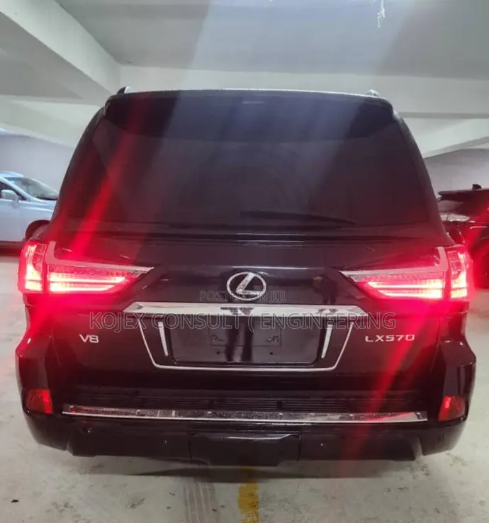 Lexus LX 570 AWD 2014 Black