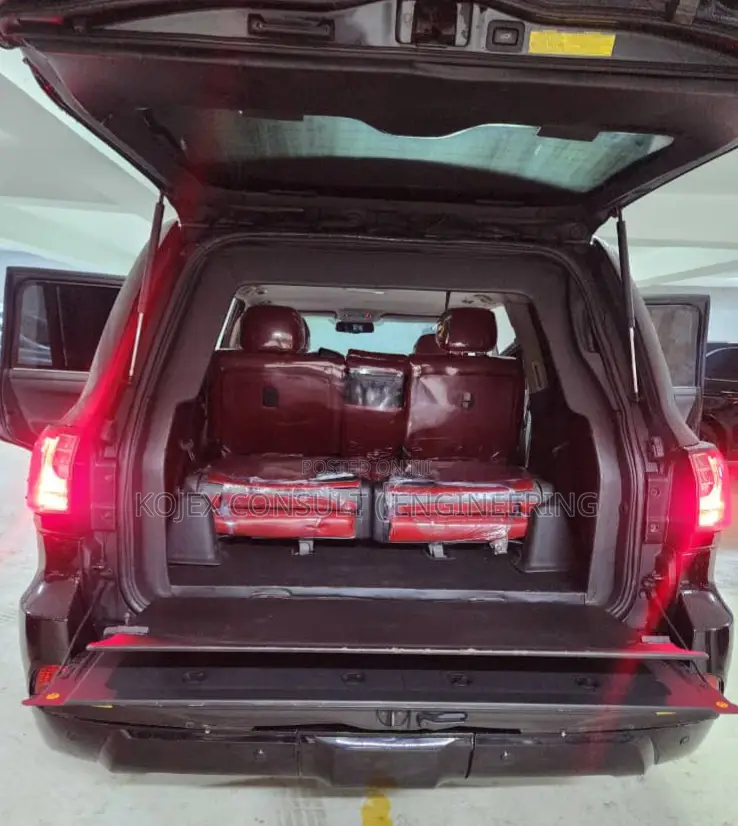 Lexus LX 570 AWD 2014 Black