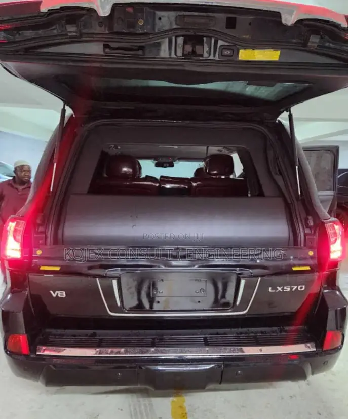 Lexus LX 570 AWD 2014 Black