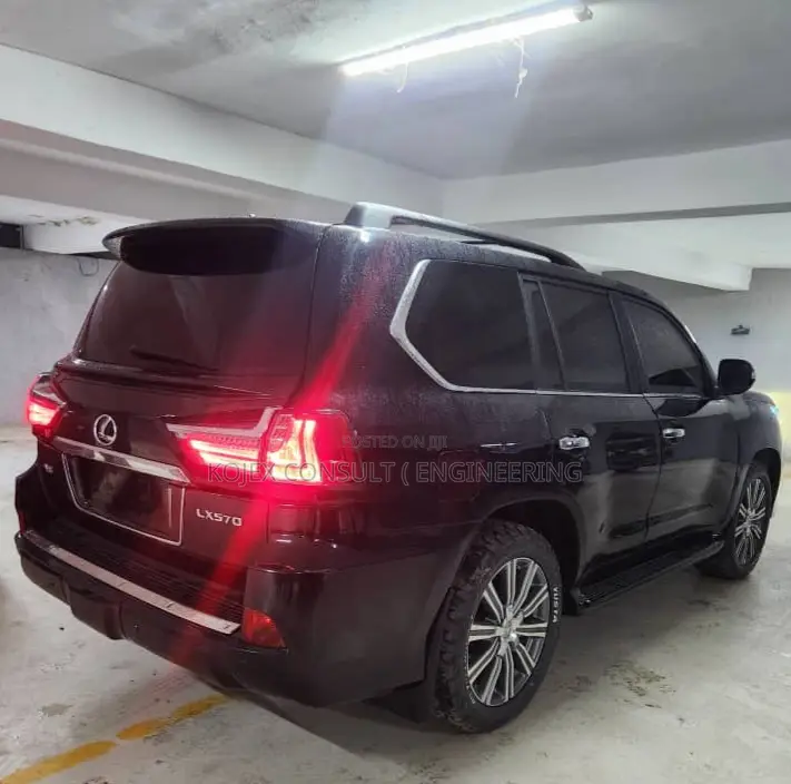 Lexus LX 570 AWD 2014 Black