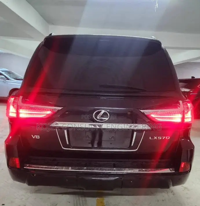 Lexus LX 570 AWD 2014 Black