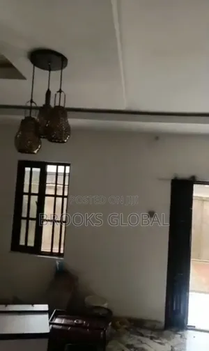 2bdrm Block of Flats in Benin City for rent
